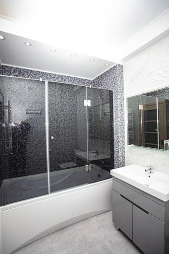 Sky House Exclusive Apartments Kisinyov Kültér fotó