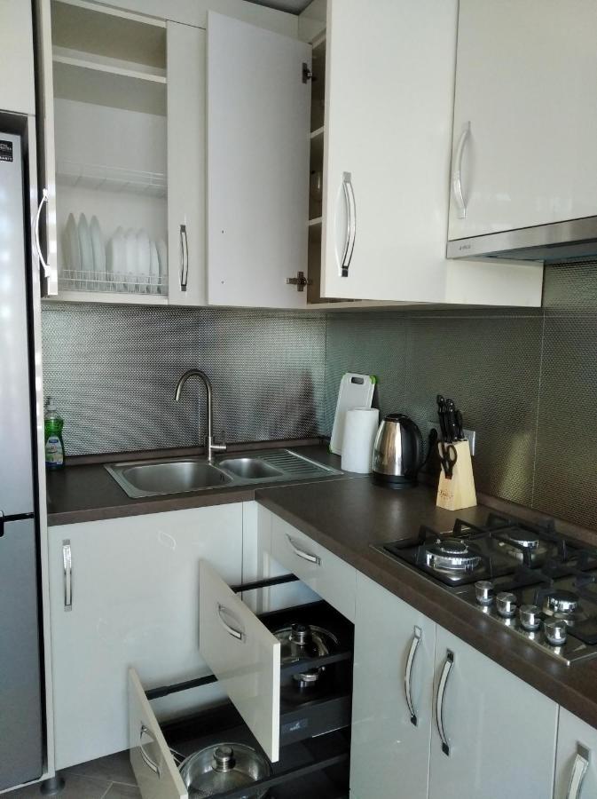 Sky House Exclusive Apartments Kisinyov Kültér fotó